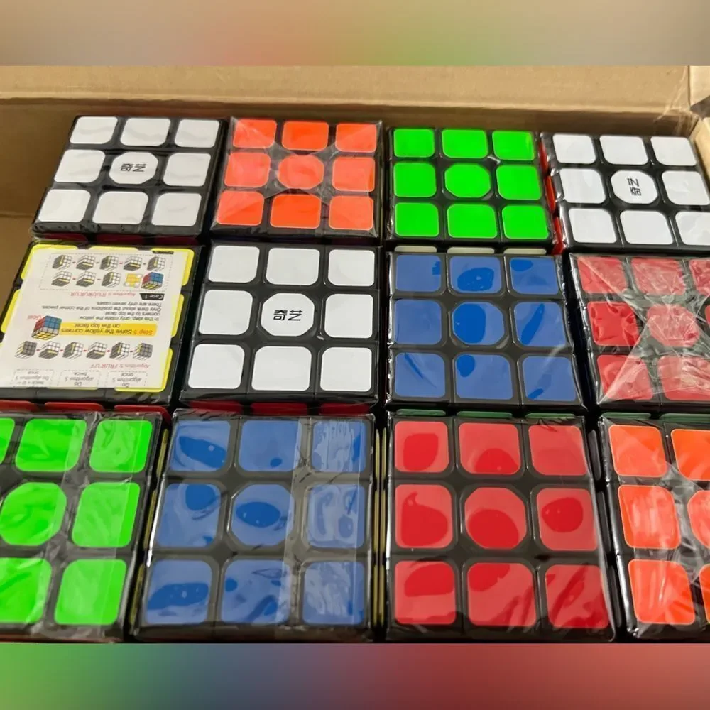 Pack of 12 large Magic Cubes, Twist Puzzle, Puzzle Toys, 3x3 Magic Cube